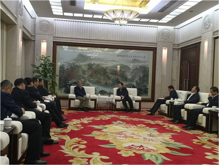 集团公司董事长熊群力会见长沙市委书记胡衡华